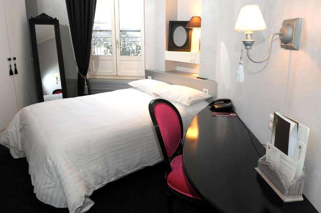 Hotel De France Анже Номер фото